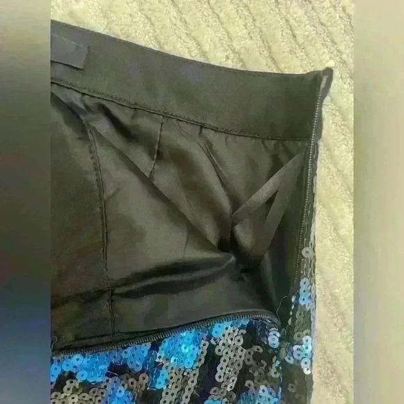 BCBG Paris metallic mini sequin skirt cobalt blue size 0 - Picture 4 of 10